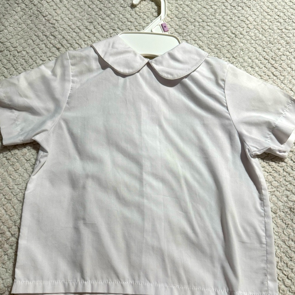 WHITE/ button down (back) shirt